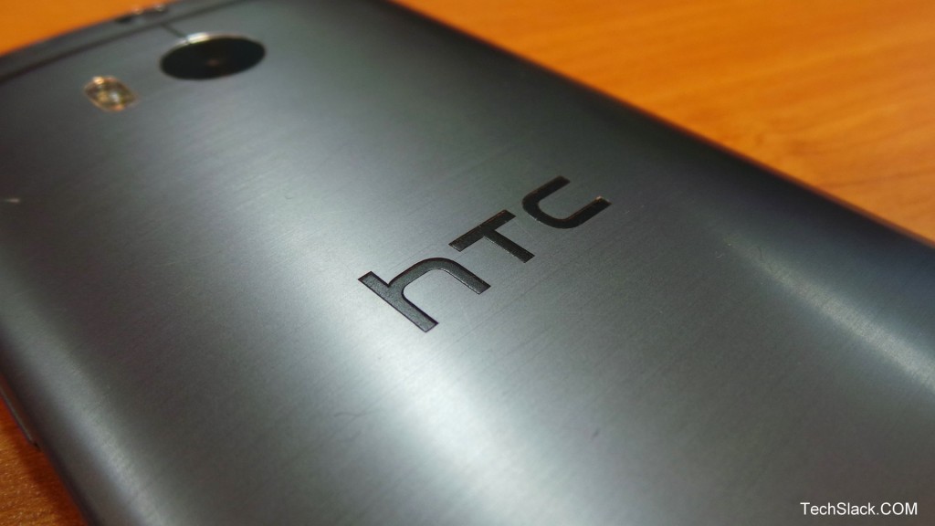 The gorgeous brushed aluminium on the back of HTC One M8 Gunmetal version